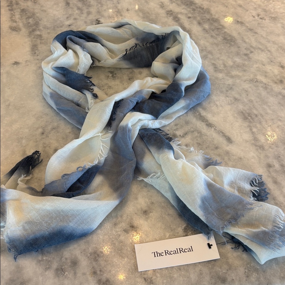 Do Everything In Love Scarf